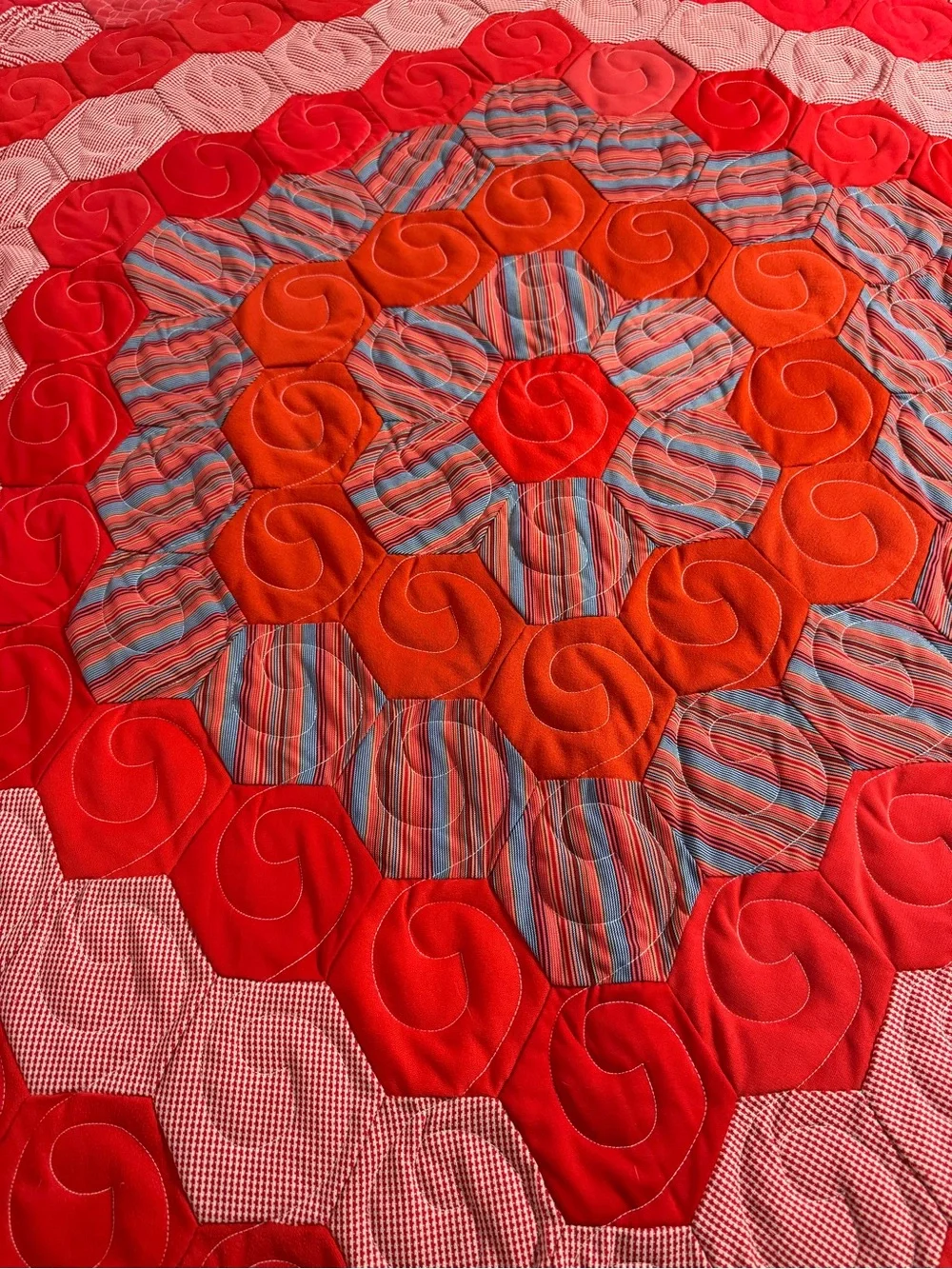 Vtg Rose Hexagon Quilted Bedspread